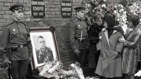 Efemérides del 24 de abril - el astronauta soviético Vladimir Komarov Efemérides del 24 de abril - el astronauta soviético Vladimir Komarov