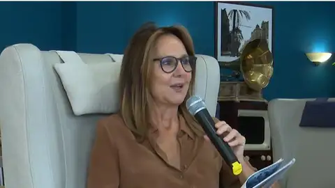 María Dueñas María Dueñas