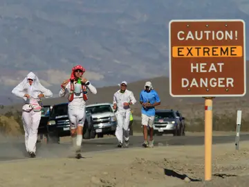 La Ultramaratón Badwater, la carrera más dura del mundo: 217 km a 50 grados 