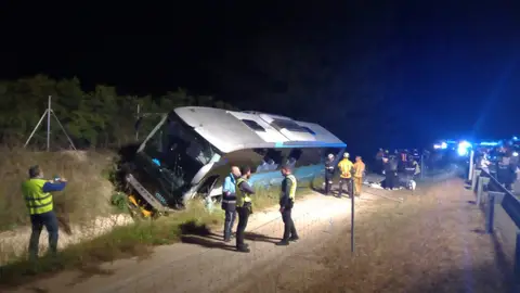 Cinco hospitalizados, dos de ellos graves, en accidente de Granja de Rocamora Cinco hospitalizados, dos de ellos graves, en accidente de Granja de Rocamora