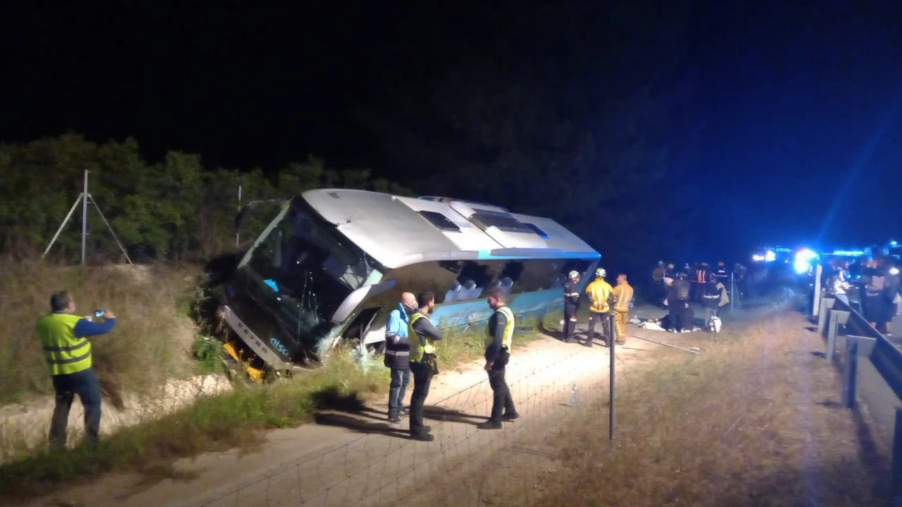 Cinco hospitalizados, dos de ellos graves, en accidente de Granja de Rocamora Cinco hospitalizados, dos de ellos graves, en accidente de Granja de Rocamora