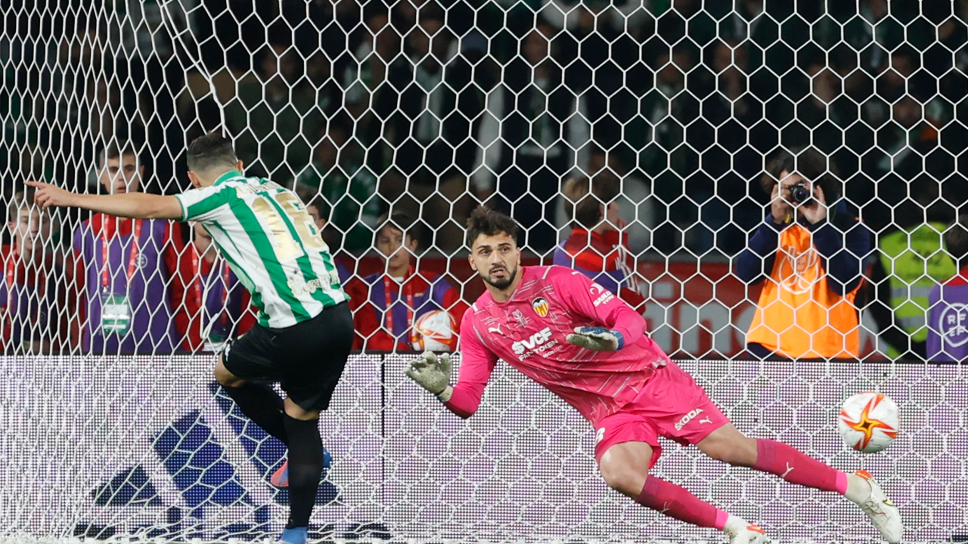 Betis - Valencia C.F: Resultado, y goles de la Copa del Rey, en directo (1-