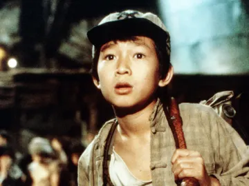 Jonathan Ke Quan, Data en 'Los Goonies' Jonathan Ke Quan, Data en 'Los Goonies'