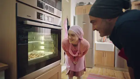 Gülben quiere sorprender a su familia con una cena en su nueva casa: ¿Lo conseguirá? Gülben quiere sorprender a su familia con una cena en su nueva casa: ¿Lo conseguirá?