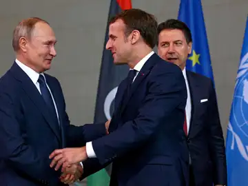 Putin felicita a Macron por su victoria en las elecciones de Francia 2022
