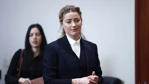 Amber Heard en el juicio con Johnny Depp Amber Heard en el juicio con Johnny Depp