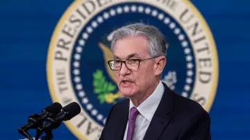 La Reserva Federal incrementa los tipos de interés un 0,5%, la mayor subida del banco central en más de dos décadas