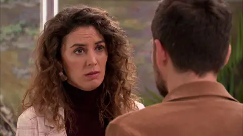 Sonia rechaza la renuncia de Medina: "Si te vas, '¡Flechazos!' se va a hundir" Sonia rechaza la renuncia de Medina: "Si te vas, '¡Flechazos!' se va a hundir"