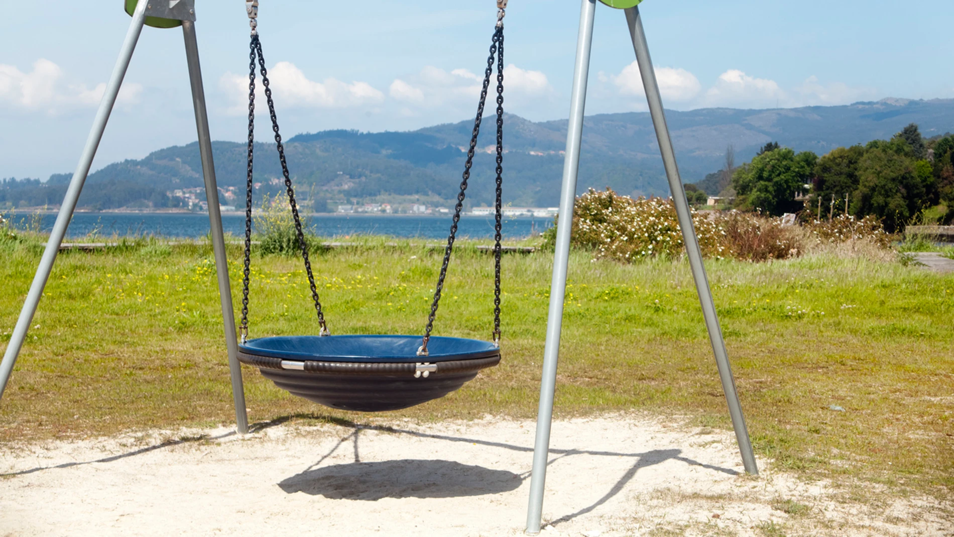 Foto de un parque infantil en Galicia