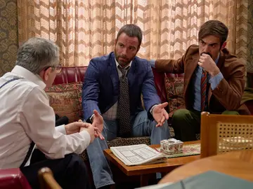 La solución para que Carmen salga airosa de la cárcel deja boquiabiertos a Fran y Raúl La solución para que Carmen salga airosa de la cárcel deja boquiabiertos a Fran y Raúl