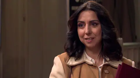 Penélope reacciona y acepta tener una cita con Ismael Penélope reacciona y acepta tener una cita con Ismael
