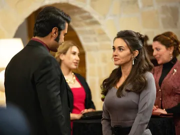 Ümit en el capítulo 80 de 'Tierra Amarga' Ümit en el capítulo 80 de 'Tierra Amarga'