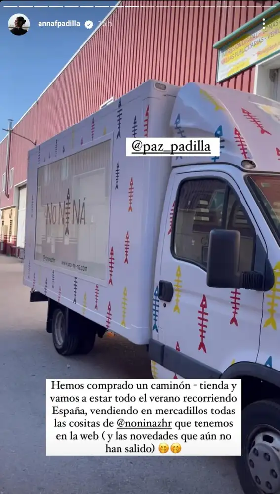 El camión con el que se irán de gira por mercadillos Anna Ferrer y Paz Padilla