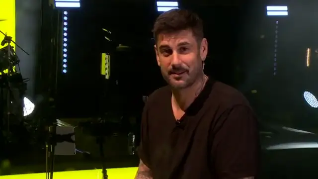 Imagen de archivo de Melendi El padrenuestro de Melendi: "Like nuestro que estás en la nube, santificado sea Youtube..."