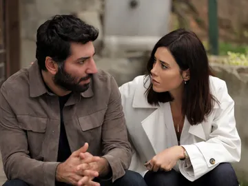 ¿Triunfará el amor entre Asya y Aras en ‘Infiel’?: ¡Repasamos sus mejores momentos! ¿Triunfará el amor entre Asya y Aras en ‘Infiel’?: ¡Repasamos sus mejores momentos!