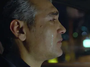 Avance de ‘Infiel’: El beso entre Asya y Aras descoloca a Volkan y Melih pide a Bahar que no cuente nada sobre el secreto de Derin Avance de ‘Infiel’: El beso entre Asya y Aras descoloca a Volkan y Melih pide a Bahar que no cuente nada sobre el secreto de Derin