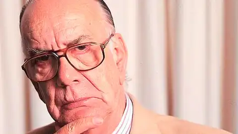 Efemérides: El 11 de mayo de 1916 nace Camilo José Cela Efemérides: El 11 de mayo de 1916 nace Camilo José Cela