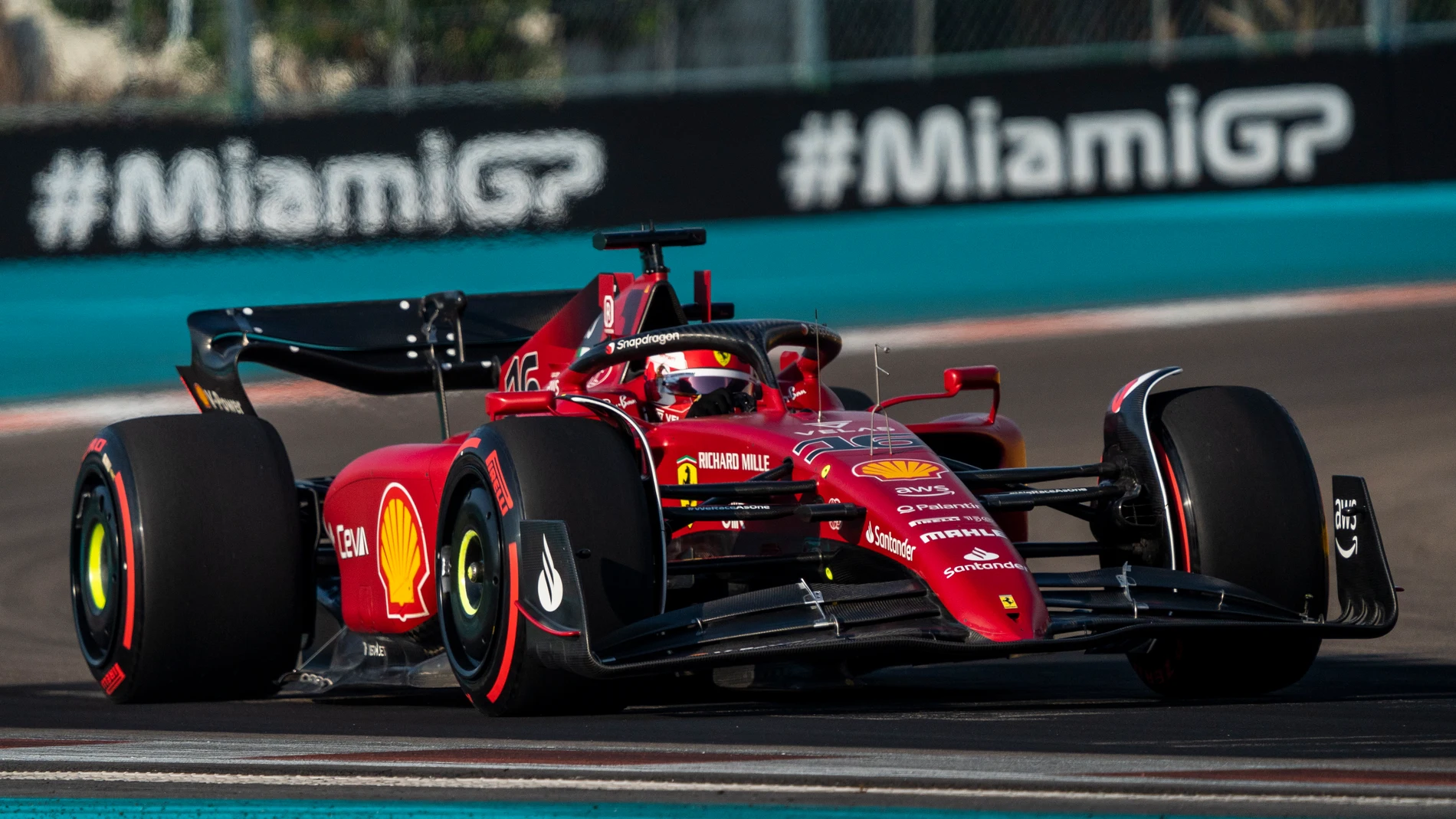 Leclerc le 'quita' la pole a Sainz en Miami, Alonso saldrá 11º Leclerc le 'quita' la pole a Sainz en Miami, Alonso saldrá 11º