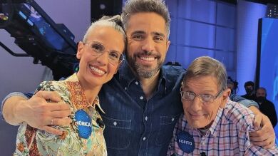 Un viaje directo a las emociones: el regalo “para toda la vida” de Fofito a Roberto Leal y a toda la familia de ‘Pasapalabra’