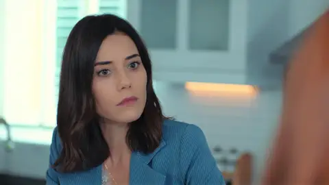 ¡Bahar le cuenta a Asya que Derin puede andar! Bahar no puede aguantar más y le cuenta a Asya el secreto de Derin.