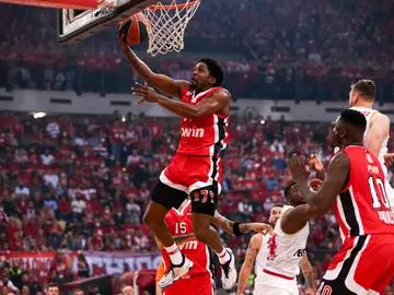 Las mejores jugadas de la tercera semana en los Playoffs de la Euroliga Las mejores jugadas de la tercera semana en los Playoffs de la Euroliga