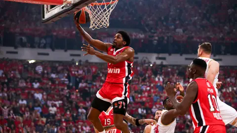 Las mejores jugadas de la tercera semana en los Playoffs de la Euroliga Las mejores jugadas de la tercera semana en los Playoffs de la Euroliga