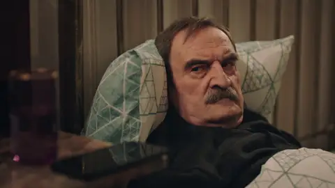 Hikmet, decepcionado se enfada con Han: “Esta vez no te vas a salir con la tuya” Hikmet, decepcionado se enfada con Han: “Esta vez no te vas a salir con la tuya”