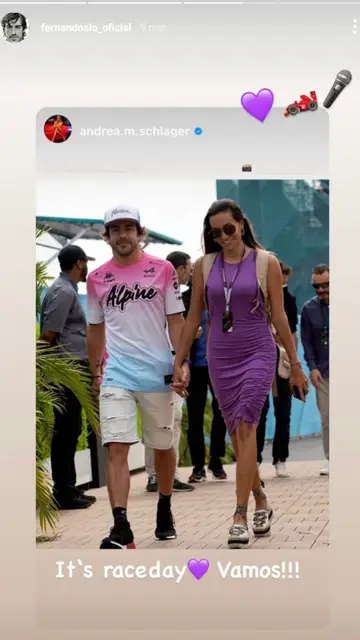 Fernando Alonso pasea con su novia Andrea Schlager Fernando Alonso pasea con su novia Andrea Schlager