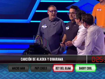 ¡Lo nunca visto en ‘¡Boom!’! Los ‘Sindulfos’ cantan mientras resuelven su primera bomba ¡Lo nunca visto en ‘¡Boom!’! Los ‘Sindulfos’ cantan mientras resuelven su primera bomba