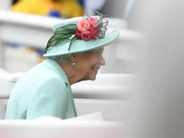 La Reina Isabel II del Reino Unido La Reina Isabel II del Reino Unido