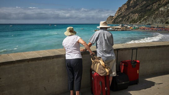 Abuelos en la playa