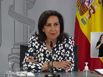 La comparecencia de Margarita Robles tras la destitución de Paz Esteban como directora del CNI, en vídeo