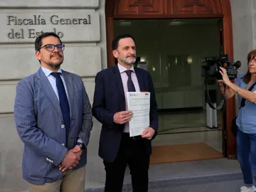 El vicesecretario general de Ciudadanos, Edmundo Bal, y el diputado liberal José María Espejo-Saavedra El vicesecretario general de Ciudadanos, Edmundo Bal, y el diputado liberal José María Espejo-Saavedra