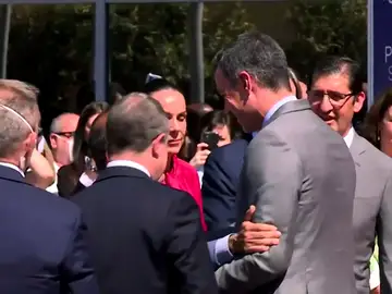 Abucheos a Pedro Sánchez a su llegada a la Feria del Vino en Ciudad Real