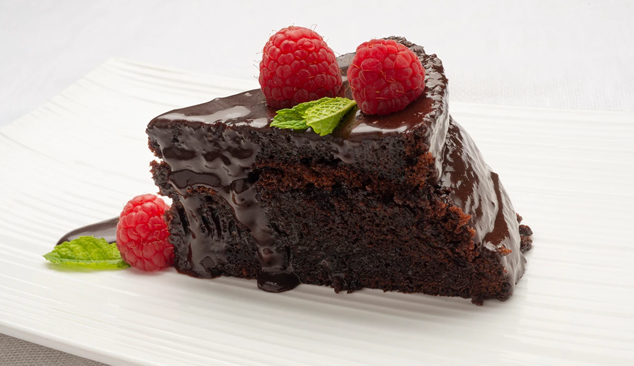 La receta de hoy de Eva Arguiñano: tarta de chocolate del diablo, jugosa y maravillosa