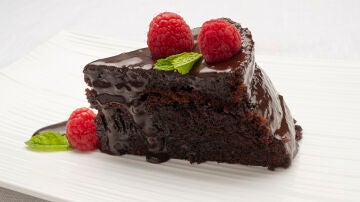 La receta de hoy de Eva Arguiñano: tarta de chocolate del diablo, jugosa y maravillosa La receta de hoy de Eva Arguiñano: tarta de chocolate del diablo, jugosa y maravillosa