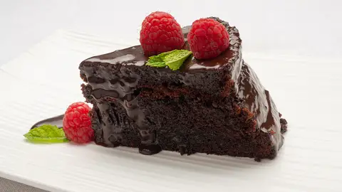 La receta de hoy de Eva Arguiñano: tarta de chocolate del diablo, jugosa y maravillosa La receta de hoy de Eva Arguiñano: tarta de chocolate del diablo, jugosa y maravillosa