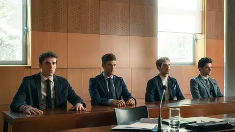 Jacobo, Rubén, Hugo y Bruno, condenados a 15 años de prisión por los delitos continuados de agresión sexual y delito contra la intimidad Jacobo, Rubén, Hugo y Bruno, condenados a 15 años de prisión por los delitos continuados de agresión sexual y delito contra la intimidad