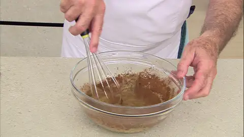 Mezcla bien los ingredientes Mezcla bien los ingredientes