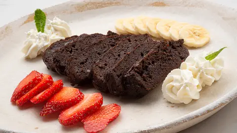 Tortilla de chocolate con chantilly, de Arguiñano: 4 ingredientes y listo en 5 minutos Tortilla de chocolate con chantilly, de Arguiñano: 4 ingredientes y listo en 5 minutos