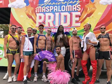  varios participantes del &quot;Gay Pride de Maspalomas&quot; en 2022