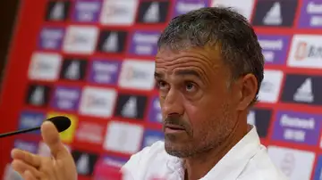 Luis Enrique, sobre la convocatoria para la Nations League: "No nos engañemos, hay bajas en su posición, pero puede volver" Luis Enrique, sobre la convocatoria para la Nations League: "No nos engañemos, hay bajas en su posición, pero puede volver"