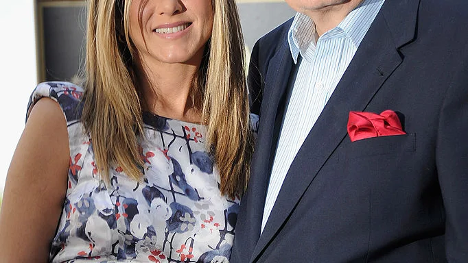 Jennifer Aniston junto a su padre, John Aniston Jennifer Aniston junto a su padre, John Aniston