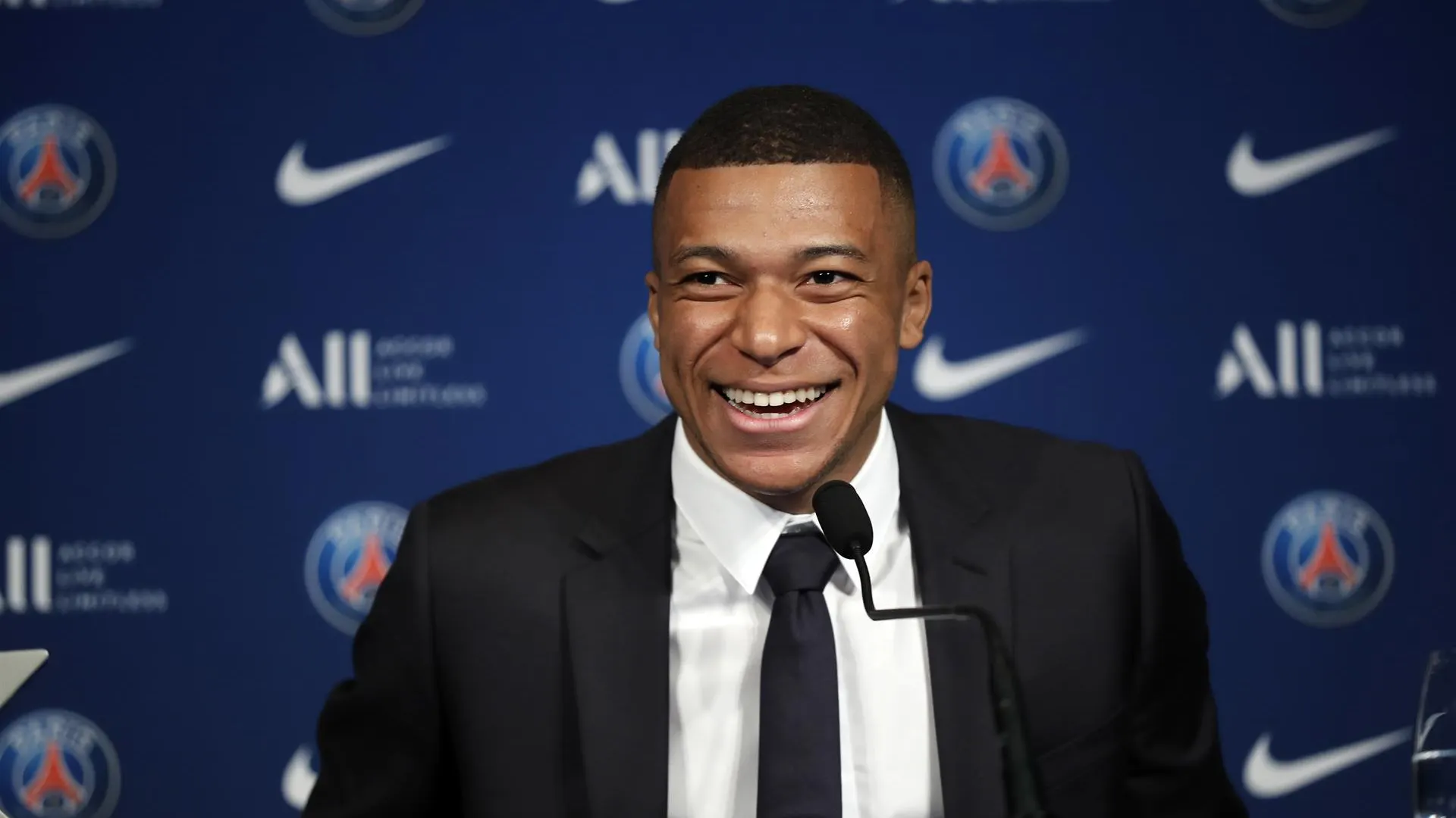Kylian Mbappé: "Tomé la decisión antes de llamar a Florentino" Kylian Mbappé: "Tomé la decisión antes de llamar a Florentino"