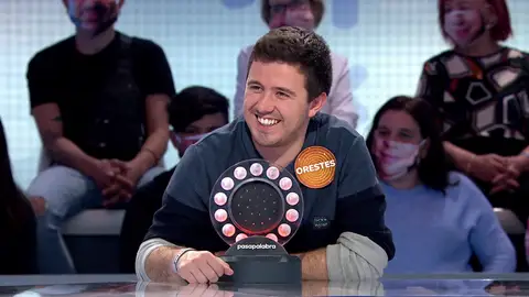 “¿A quién mordías, Orestes?”: Roberto Leal descubre en ‘Pasapalabra’ su estrategia para ligar “¿A quién mordías, Orestes?”: Roberto Leal descubre en ‘Pasapalabra’ su estrategia para ligar