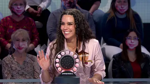 El generoso gesto de Cristina Pedroche con Bárbara Goenaga en ‘Pasapalabra’: ¿Quién sale ganando? El generoso gesto de Cristina Pedroche con Bárbara Goenaga en ‘Pasapalabra’: ¿Quién sale ganando?