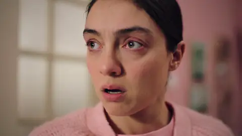 “Tengo muchas náuseas”: ¿Gülben, embarazada? “Tengo muchas náuseas”: ¿Gülben, embarazada?