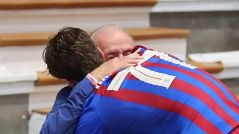 El rey Juan Carlos y Pablo Urdangarin El rey Juan Carlos y Pablo Urdangarin