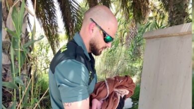 Rescatado un recién nacido abandonado por su madre justo después de dar a luz en Alicante