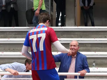Pablo Urdangarin y su abuelo Don Juan Carlos Pablo Urdangarin y su abuelo Don Juan Carlos